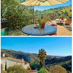 Casa Medina - Private With Terrace And Sea View, 25 Minutes From Malaga Moclinejo
